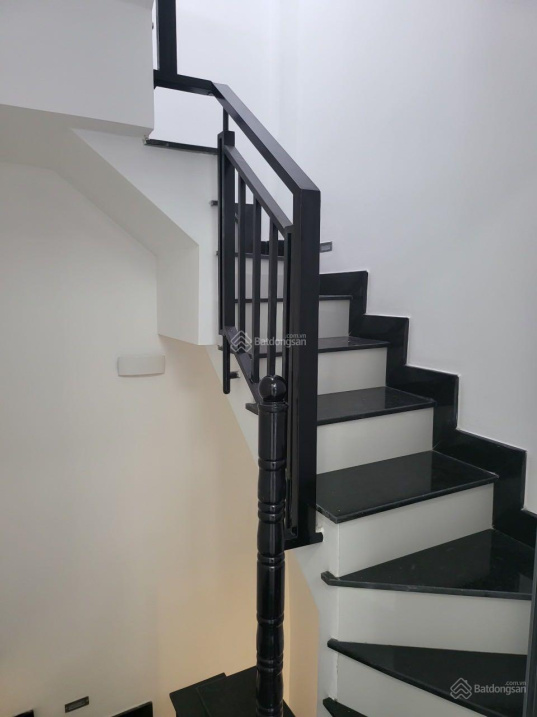 Bán nhà mới đường Phan Đình Phùng, 3 tầng, 20m2, giá 3 tỷ 850, phường 1, Phú Nhuận