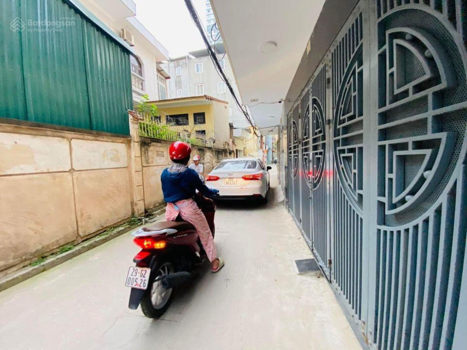 Bán nhà phân lô Cát Linh 45m2, 5 tầng, ô tô chỉ 4.3 tỷ, LH 0702 269 986