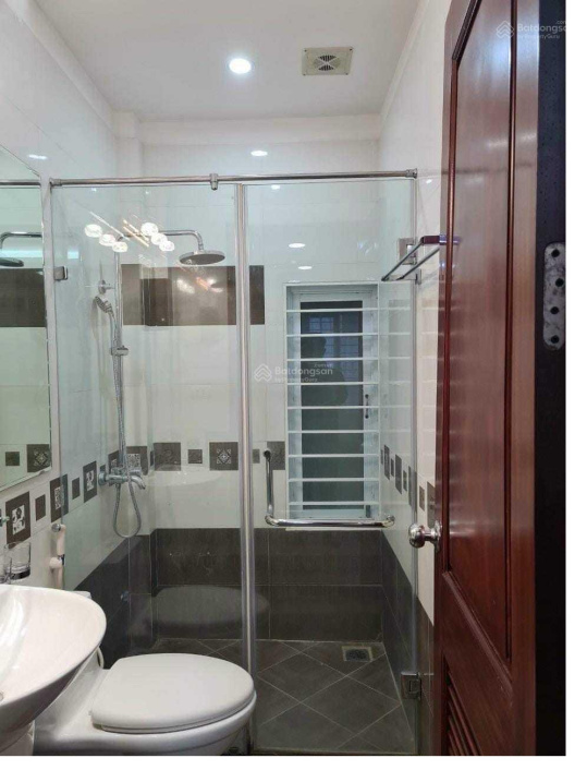 Bán nhà phố Trung Kính gara ô tô 60m2, 6 T, 15.5 tỷ