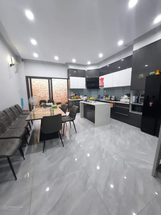 Bán nhà quận 8 MT chợ Nhị Thiên Đường 4.5m x 25m, 5 tầng - kinh doanh đa ngành. Góc 2 mặt, đắc địa