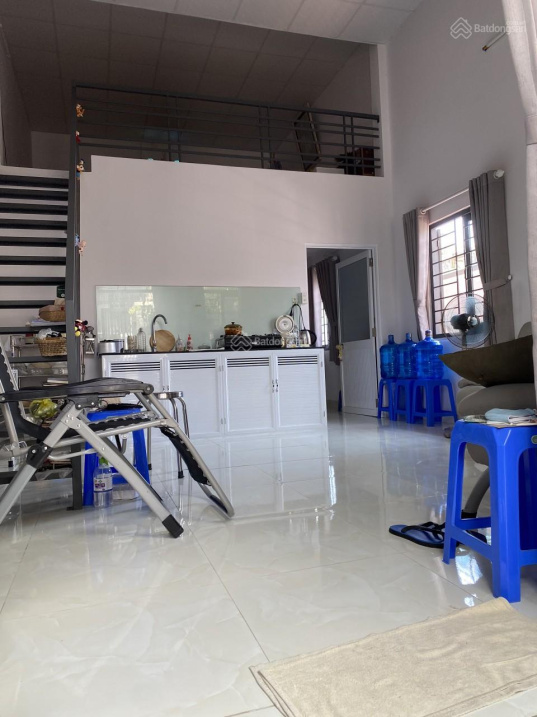 Bán nhà vừa ở kinh doanh dãy trọ gần chợ và khu vực các trường đại học