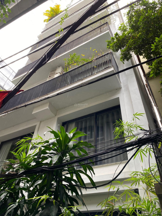 Bán toà căn hộ siêu đẹp - 132m2 - 8 tầng 13 căn hộ cho thuê - tại phố Từ Hoa Quảng An Tây Hồ Hà Nội