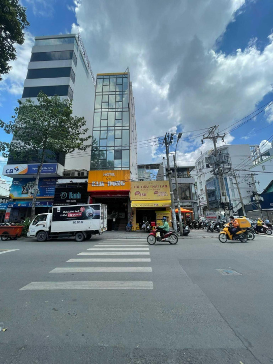 Bán tòa nhà MT Nguyễn Văn Thủ ngay góc Nguyễn Bỉnh Khiêm 6 lầu, thang máy, HDT 80tr, giá 35 tỷ TL