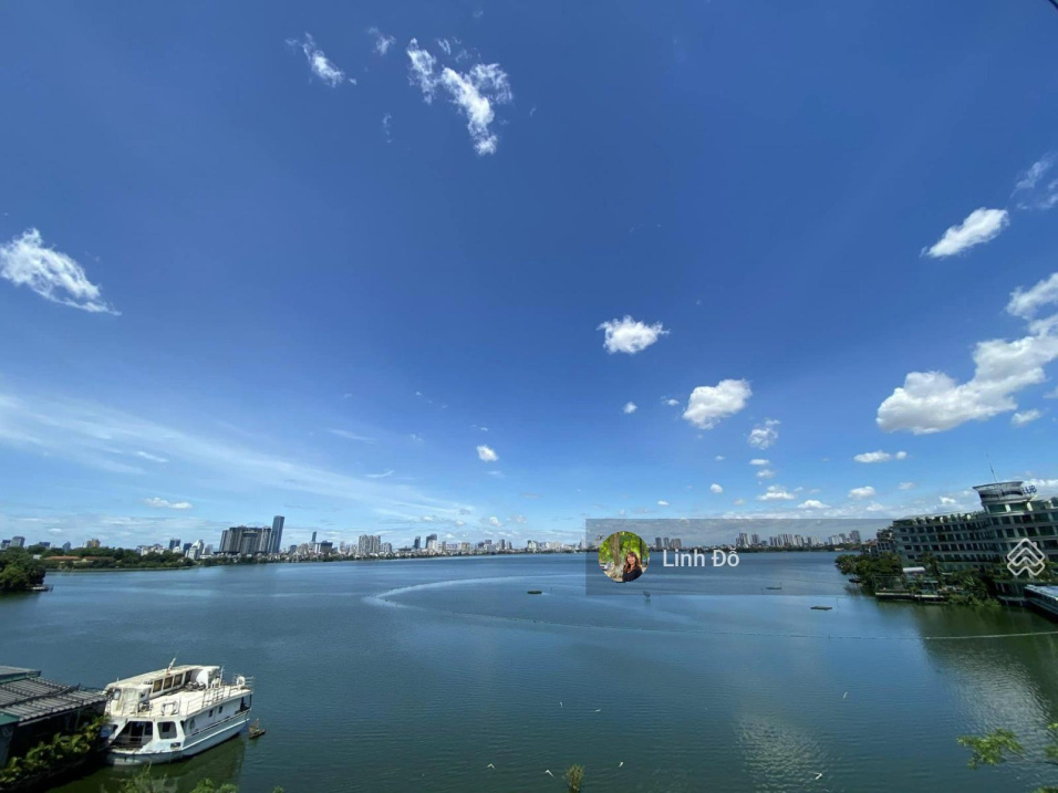 Bán tòa nhà hạng sang mặt phố Yên Hoa, view Hồ Tây, DT 90m2, 7 tầng thang máy, 57 tỷ