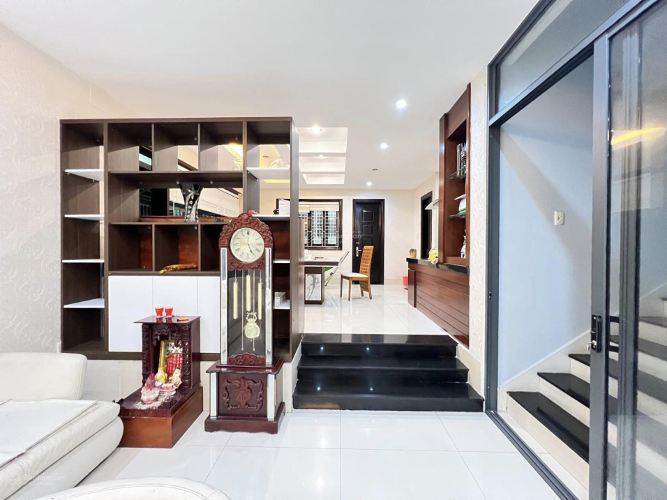 Biệt thự đẹp Trung Sơn 10x20m, giá chỉ 24,8 tỷ full nội thất.