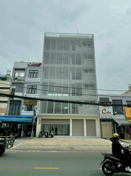 Building mặt tiền khu kinh doanh sầm uất Bàu Cát, Q. Tân Bình(8x20) hầm + 6 tầng. HĐT 130 tr, 49 tỷ