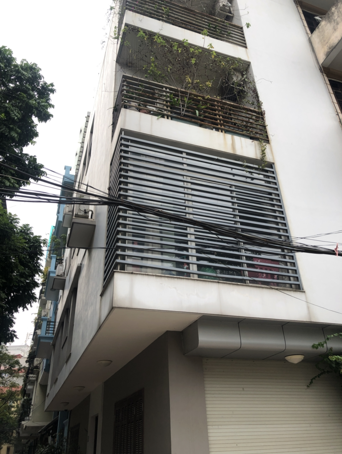 Chính chủ cần bán nhà phố Nguyễn Khang, Cầu Giấy. 5T mới đẹp vào ở ngay.