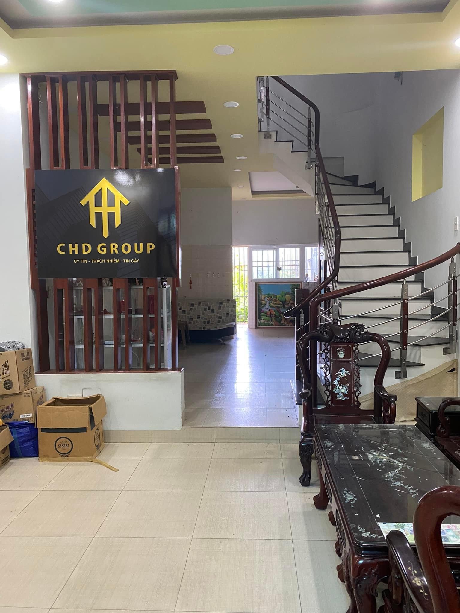 Cho thuê nhà còn mới 3 tầng mặt tiền Nguyễn Thị Định gần vòng xoay Hoàng Diệu