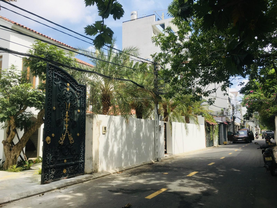 CC Bán VIlla Số 5 Đường 43, Thảo Điền. DT 503m2. Thiết kế Địa Trung Hải. giá 99 tỷ