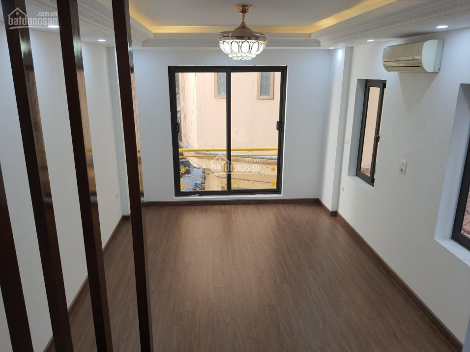 CC bán nhà 4T *34m2 phố Lê Hồng Phong đối diện Melinh Plaza - Metro Hà Đông, ô tô 10m. Giá 3tỷ15