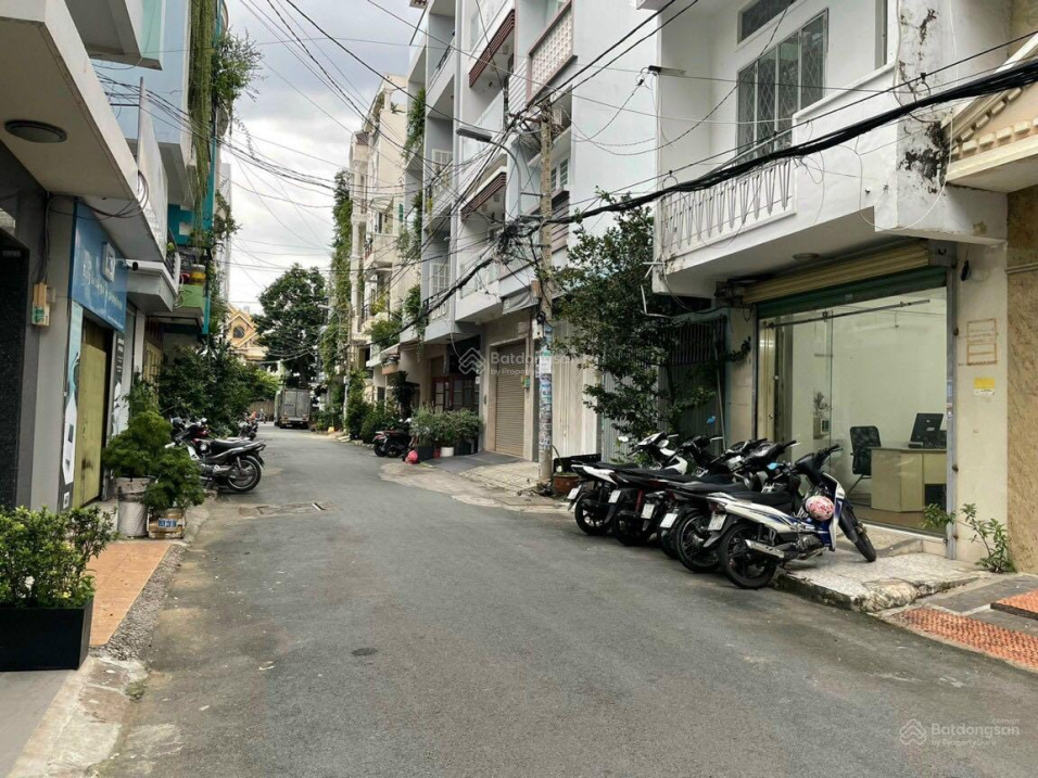 Cần bán gấp nhà MTNB đường Lữ Gia, 4x14m, lửng 2 lầu giá 14.5 tỷ/TL, nhà mới vào ở liền P15 Quận 11