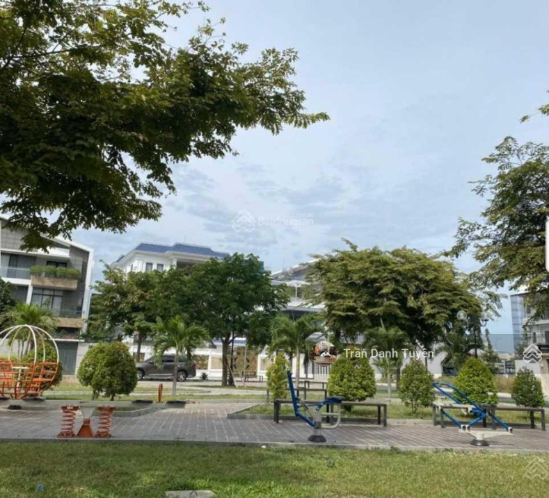 Cần bán ngay lô góc đường F3 & F4 khu TĐC VCN - phường Phước long - TP Nha trang, có sẵn nhà cấp 4