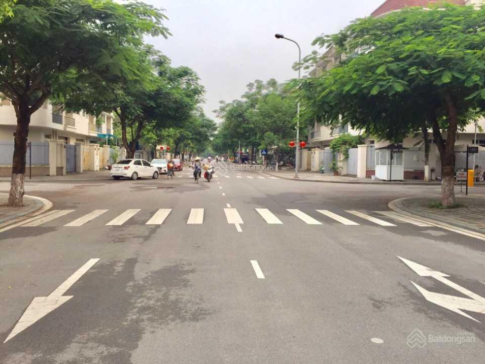 Cần bán nhà liền kề An Hưng, dt 90m2 x 4 tầng, hoàn thiện đẹp, nhà mặt chợ kinh doanh, giá 12.5 tỷ