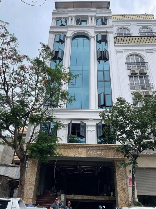 Cần bán nhanh - bán gấp nhà mặt phố Trần Duy Hưng, Cầu Giấy - 98m2 - 7 tầng - 39,5 tỷ