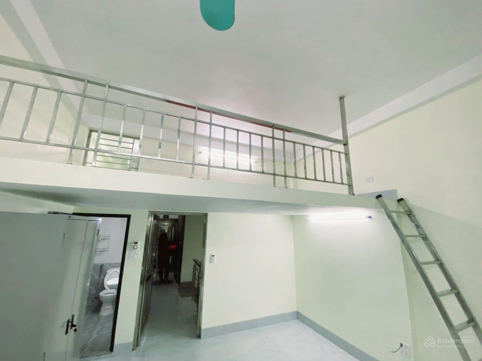 Cần bán tòa nhà cho thuê 7 tầng thang máy - 12 phòng - dòng tiền 60 triệu/tháng ~ 700 triệu/năm