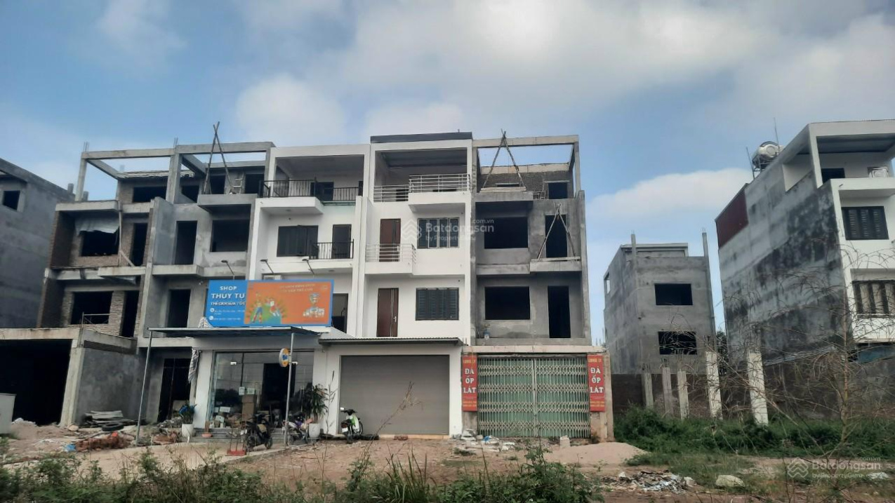 Cần thanh lý 105m2 nhà 4T đã hoàn thiện đất kinh doanh đường đôi Ngô Miện, Kim Hoa, Mê Linh, Hà Nội