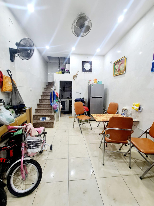 Chỉ 1,x tỷ nhà Thái Hà - 4 tầng nhà đẹp để ở - 5m ra ô tô - full nội thất - không quy hoạch