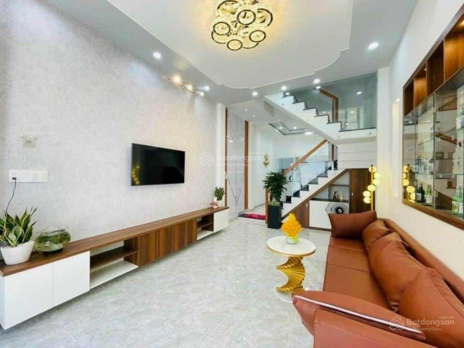 Chỉ 7.3 tỷ có nhà 5 lầu đẹp đón Tết, HXT Nguyễn Văn Khối 72m2 (4.5x16m) tặng nội thất