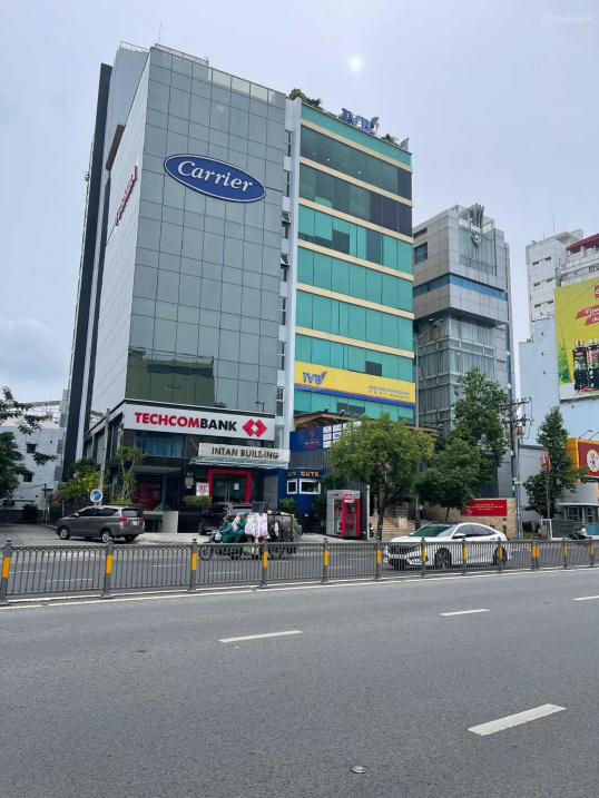 Chính chủ bán gấp căn nhà MT Quang Trung, Gò Vấp. DT 15x35m hầm 6 lầu ĐCT 250tr giá chỉ 72 tỷ