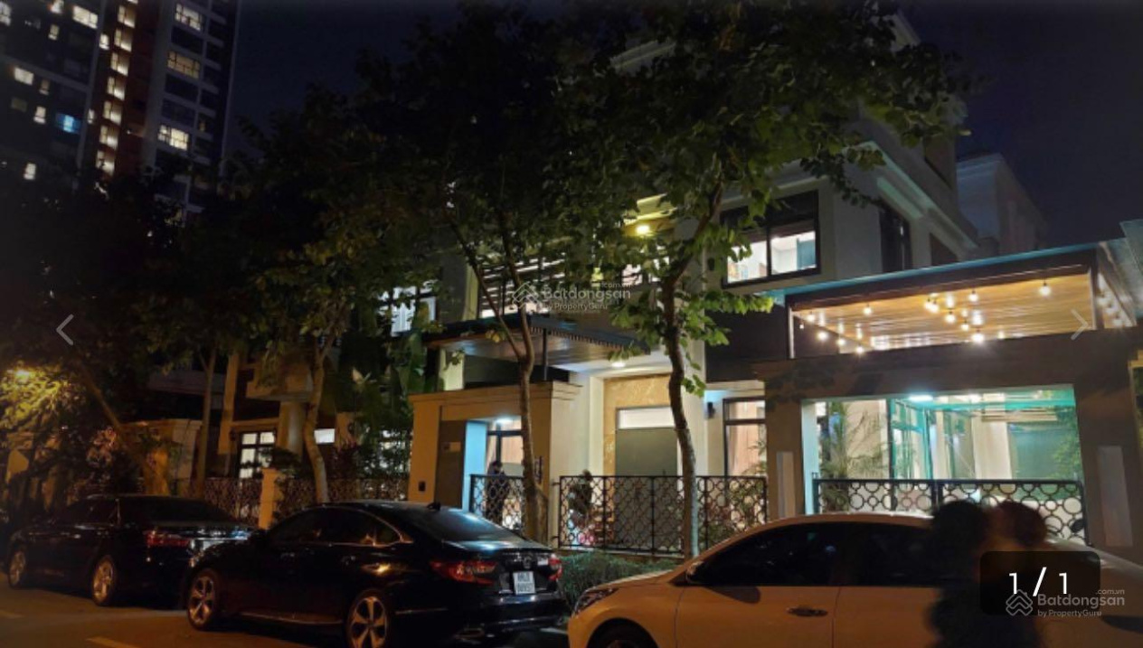 Chính chủ bán gấp shophouse giai đoạn 3 - Lô góc nhìn hồ mặt đường Nguyễn Văn Huyên đẹp nhất dự án