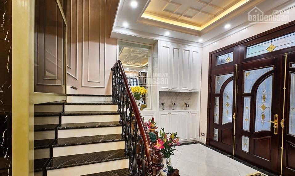 Chính chủ bán tòa nhà phân lô Liễu Giai 53m2 x 5 tầng MT 5m 12 tỷ vị trí KD rất tốt LH 0904 556 956