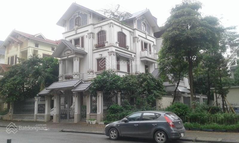 Chính chủ cần tiền muốn bán nhà biệt thự phố Dịch Vọng, Cầu Giấy