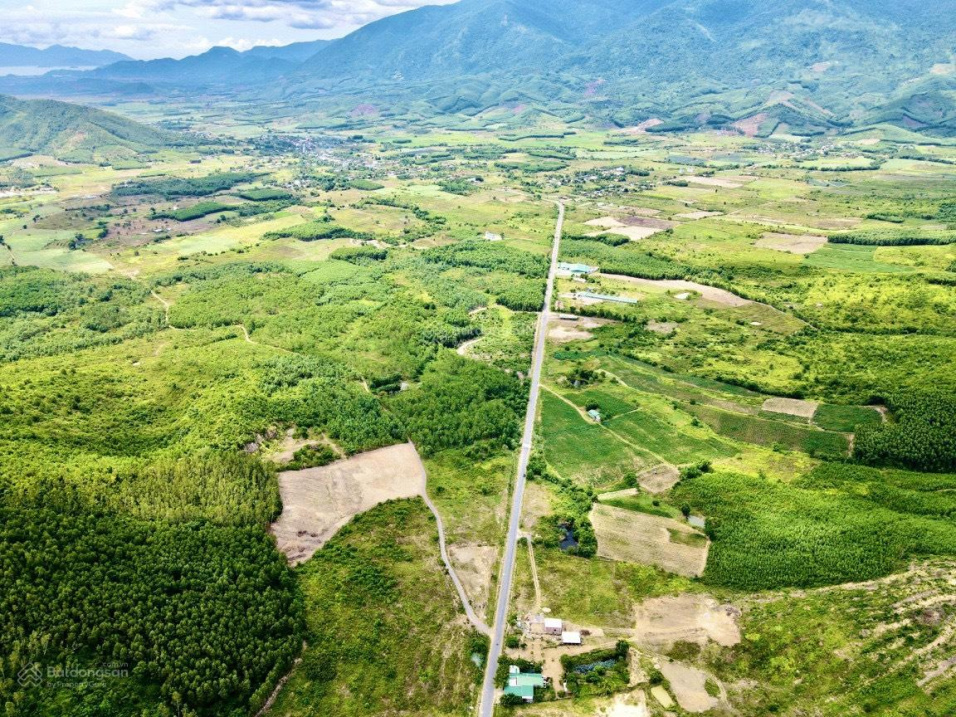 Chính chủ kẹt tiền càn bán 2 lô đất Thôn Bắc - Xã Ninh Tân, giá chỉ 380 nghìn/m2