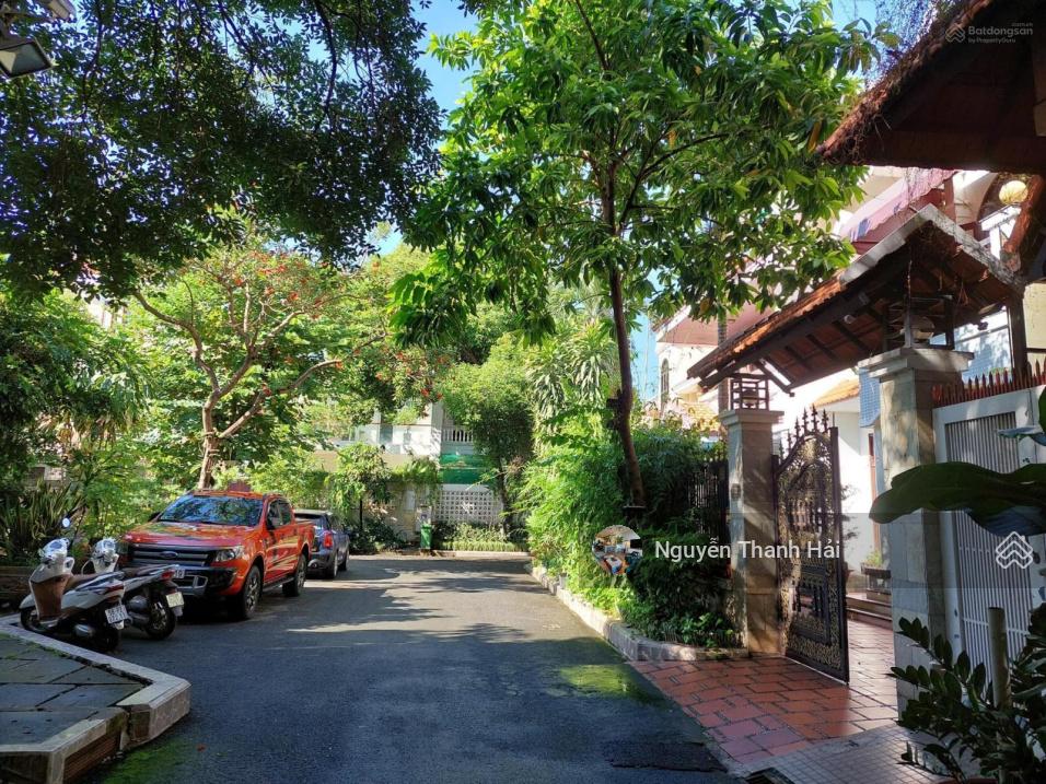 Chủ cần tiền kinh doanh làm ăn rất thiện chí muốn bán nhanh 280m2 (14x20) đất trung tâm Quận 2