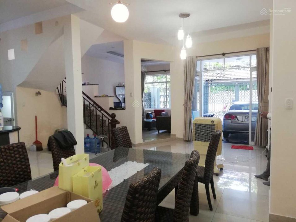 Chủ ngộp ngân hàng cần bán gấp biệt thự Đường Bình Lợi, Phường 13, Bình Thạnh. DT: 7.5x17m