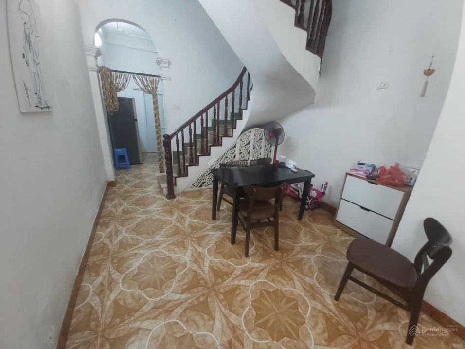 Chủ nhà chia tài sản, bán gấp nhà Thái Thịnh, Đống Đa, 66m2, 4 tầng, MT 4,6m, giá bán 5,15 tỷ