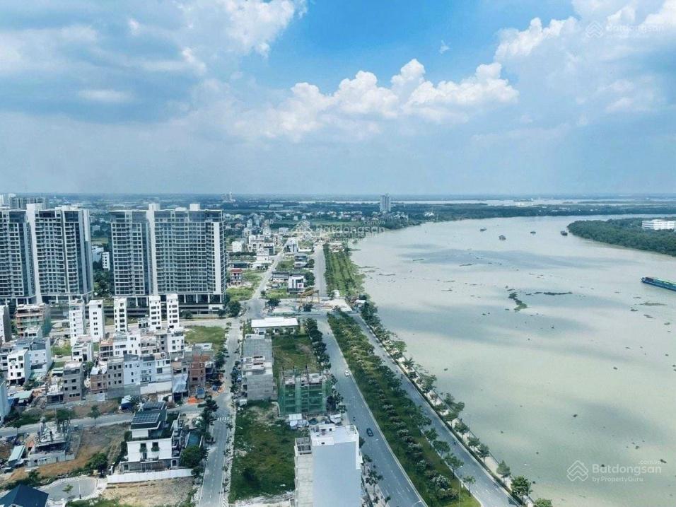 Chủ thân gửi bán nền góc, hướng Đông Bắc 11x20. Xem đất 24/7 tất cả các ngày. VP Công ty ngay dự án