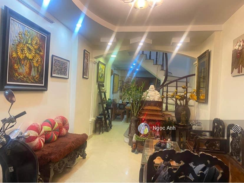 Cực rẻ, ngõ 131 Phan Đình Giót, Thanh Xuân, bán nhà tặng full nội thất 42m2, 4 tầng, giá 4,2 tỷ