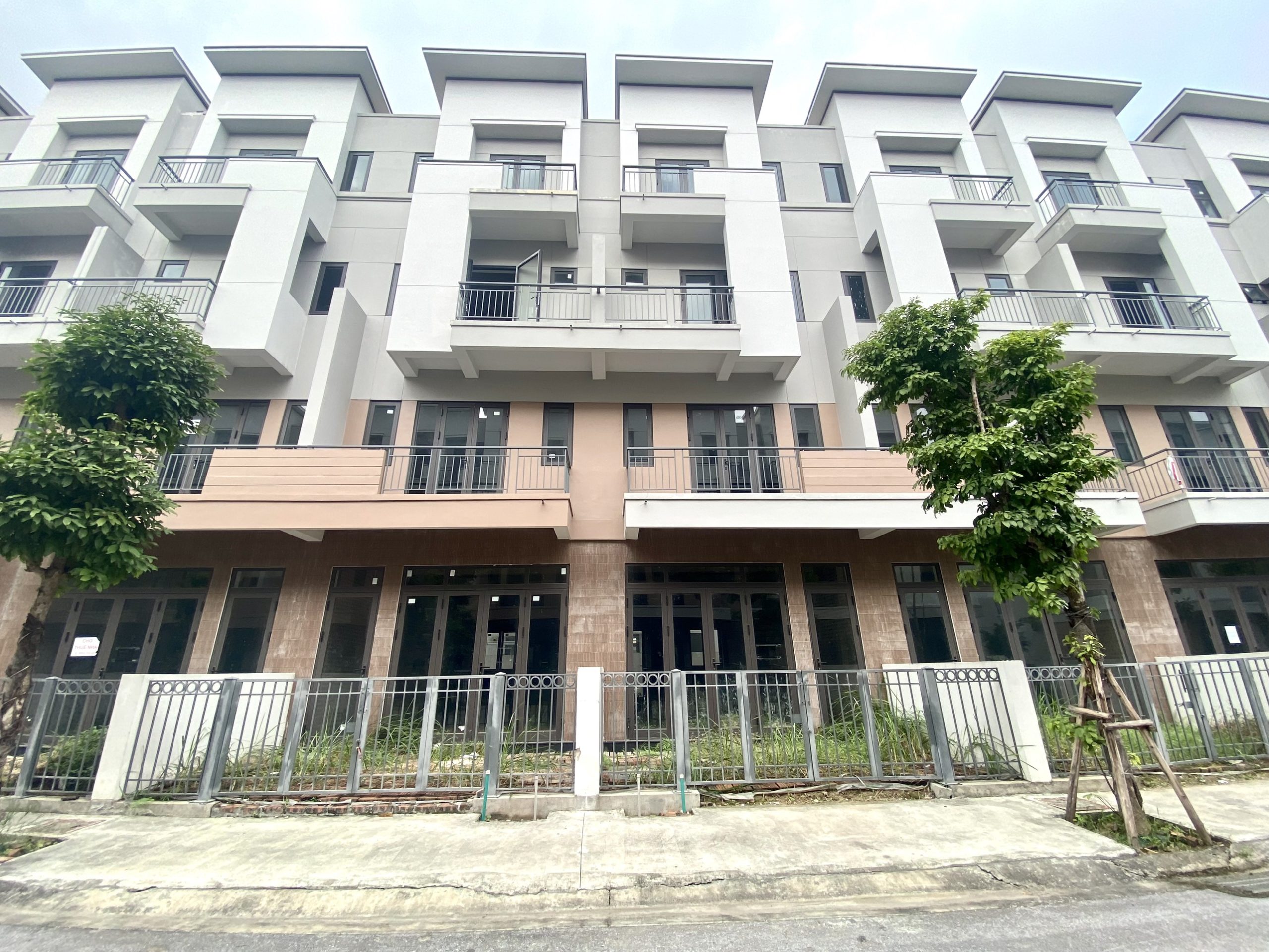 Cơ hội đột phá lợi nhuận với căn nhà phố 75m2x4T ở KĐT Singapore đẳng cấp gần 3 KCN lớn