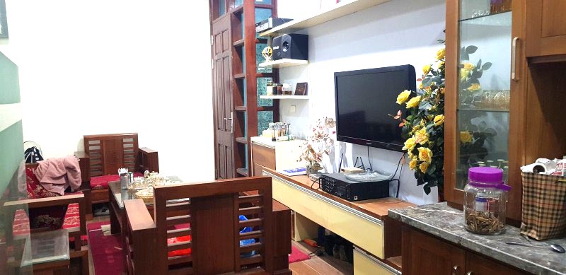 Mặt phố Dịch Vọng kinh doanh đỉnh, nhà đẹp 60m², 10 tỷ 2