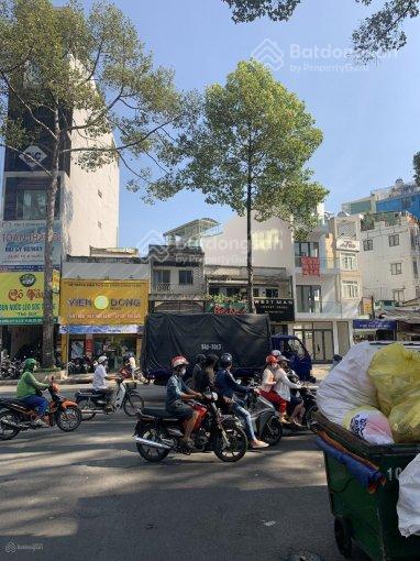 Định cư bán gấp MT Trần Quang Khải, P Tân Định Quận 1. DT 14 x20m. Gía 82 tỷ. Kết cấu 3 lầu