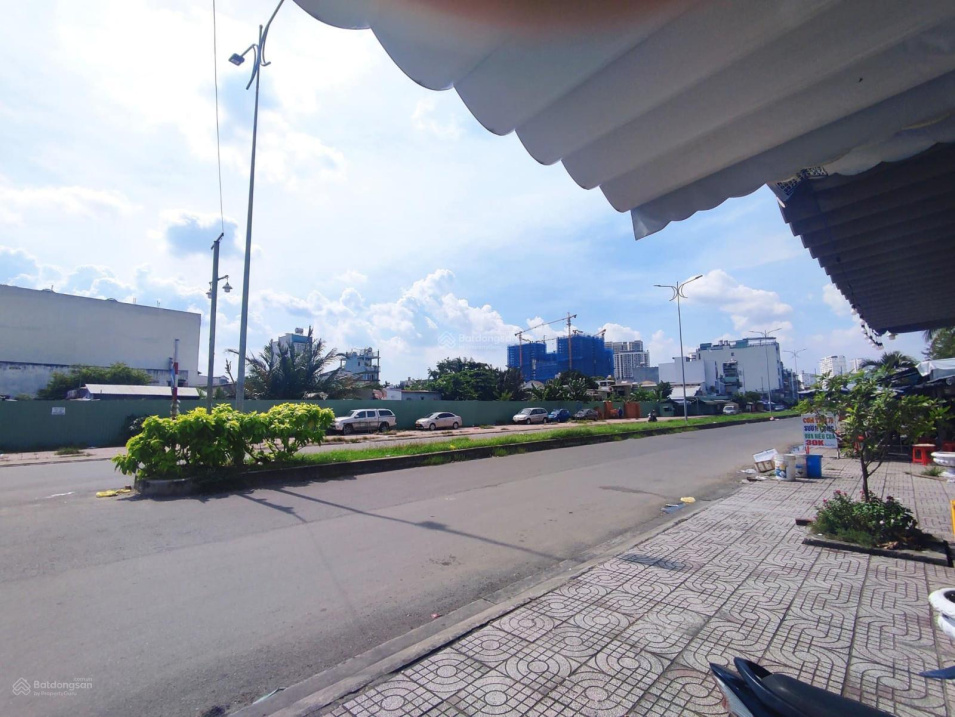 Duy nhất một căn nhà 16x14m góc 2 mặt tiền kinh doanh Hoàng Trọng Mậu, Quận 7