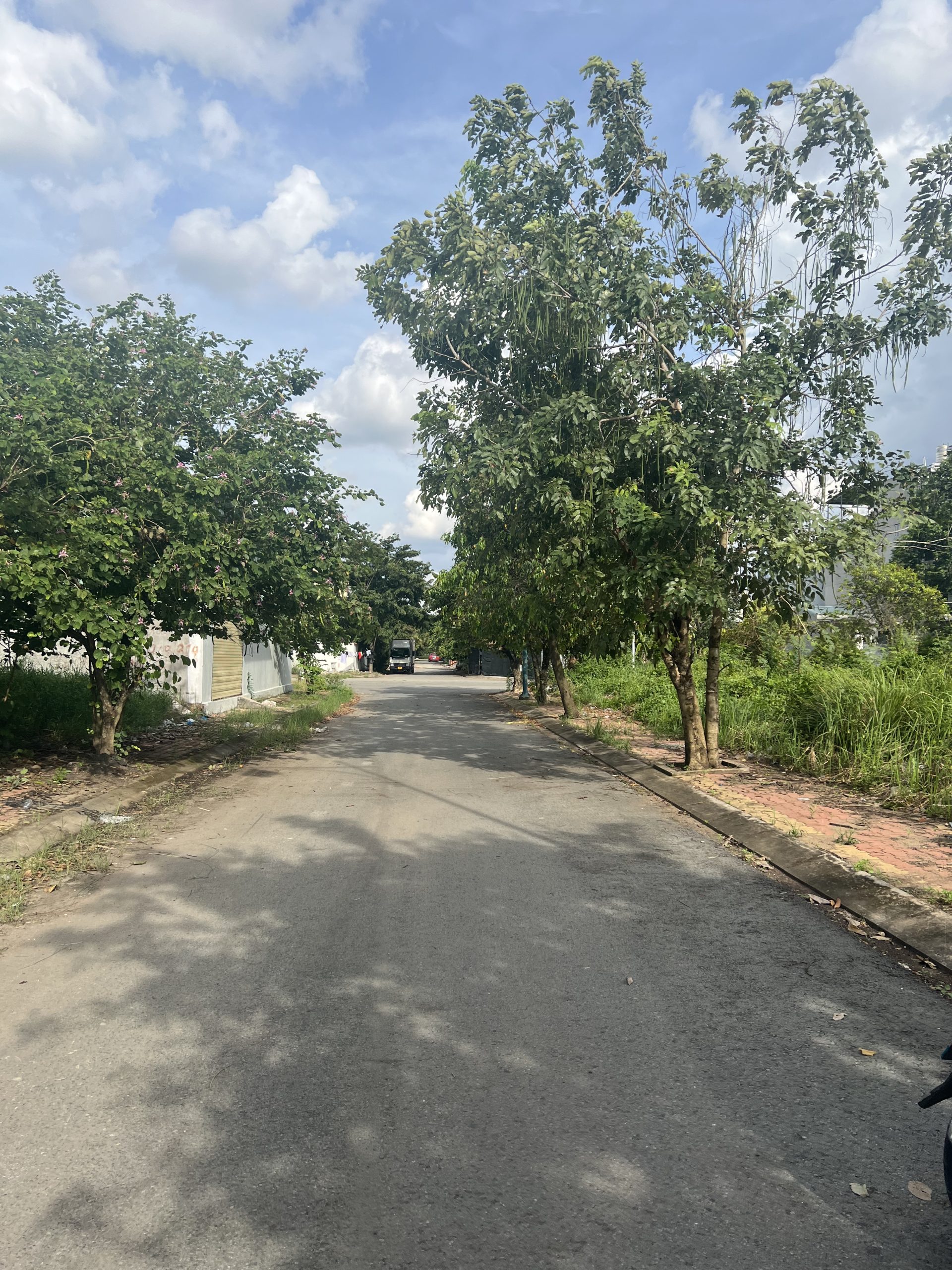 Chính chủ cần bán lô đất Nguyễn Xí , P.26, Bình Thạnh , DT 80m2 , Giá 1tỷ850 , sau kdc Bắc Đinh Bộ Lĩnh