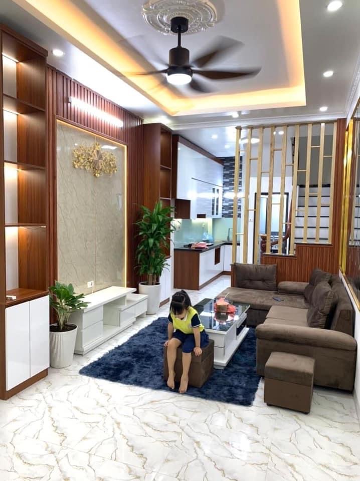 VỊ TRÍ SIÊU ĐẸP GẦN PHỐ - Ô TÔ CÁCH NHÀ CHỈ 10M - NGÕ THÔNG CÁC NGẢ - TRƯỚC NHÀ THOÁNG RỘNG -Bán Nhà Đẹp long lanh đón Tết -Chủ tự xây-TAM TRINH-HOÀNG MAI