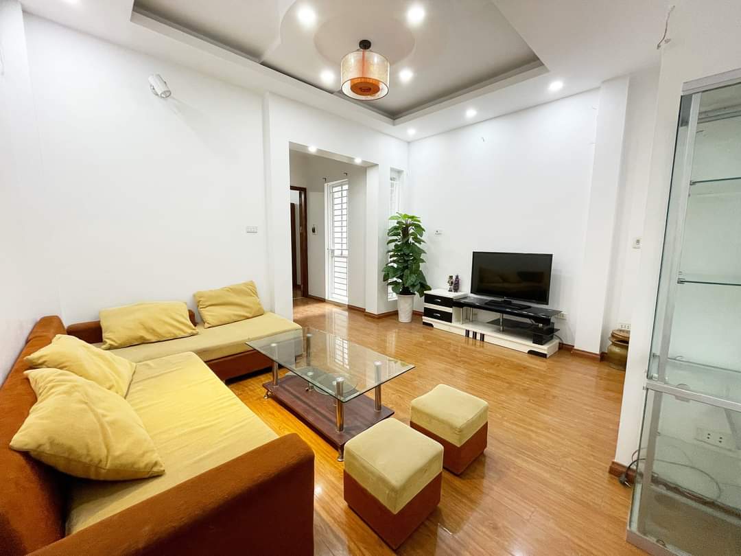 Siêu Phẩm Thái Hà, Diện Tích 46m,4T, 3 Phòng Ngủ , MT: 5.5, Giá:5.85 tỷ Chính chủ gửi bán 1 siêu phẩm quận Đống Đa