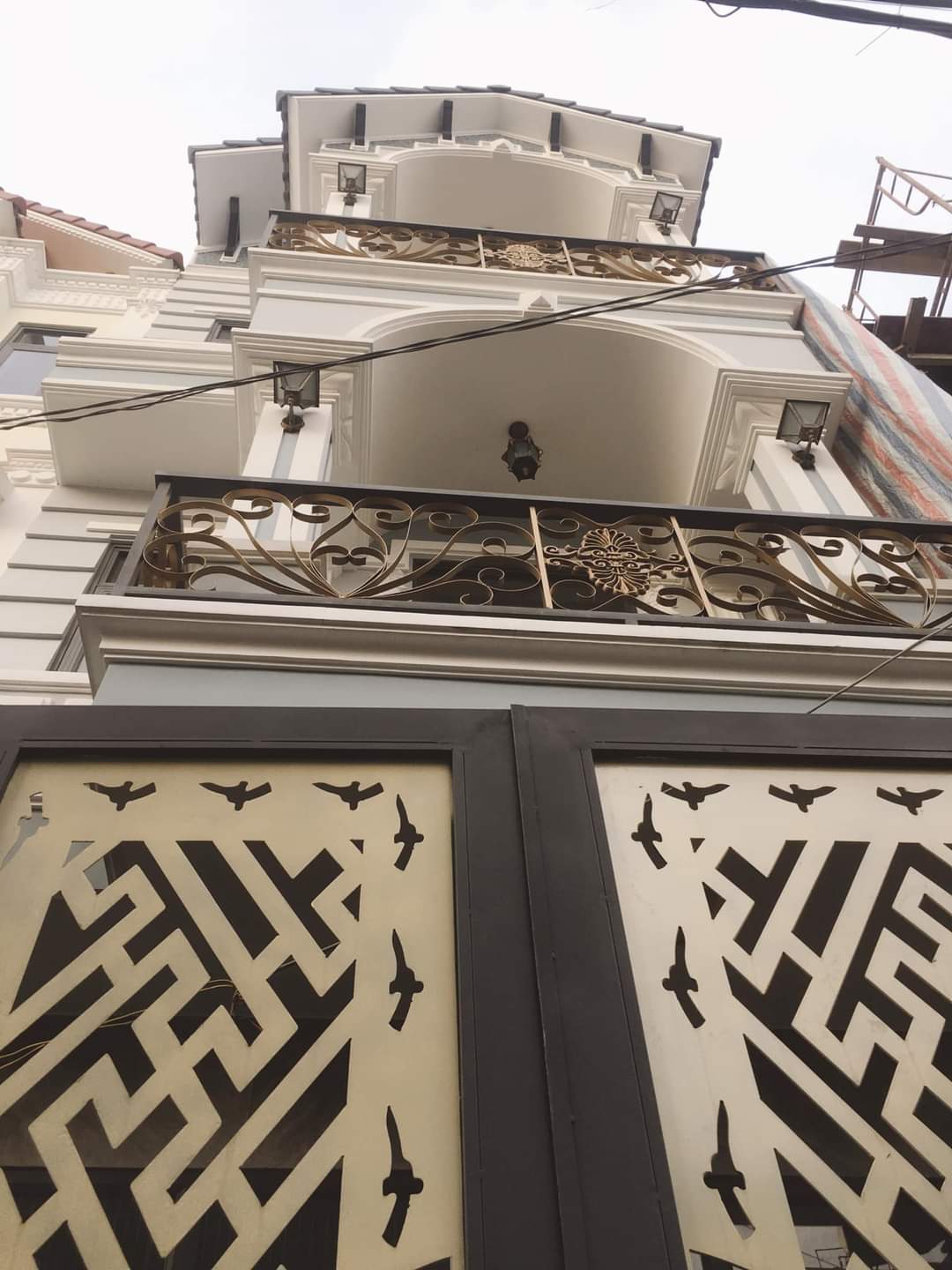 Hẻm xe tải gần mặt tiền Lã Xuân Oai 4 tấm 4.5m x 13m giá 6.2 tỷ TL