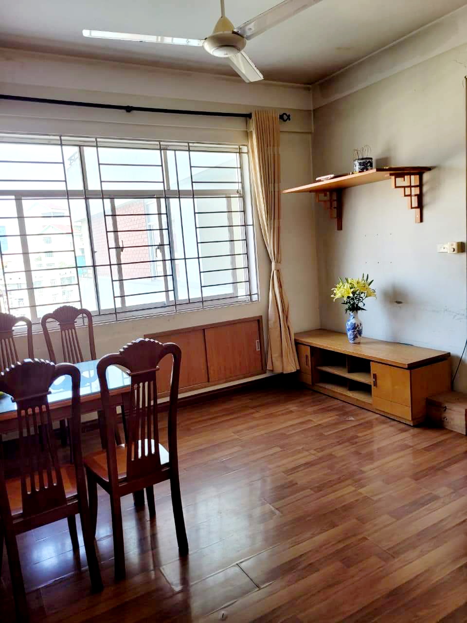 Hộ khẩu Cầu Giấy, CC N03 CT1 Trần Quý Kiên, DT 53m, Full đồ, giá chỉ 2 tỷ