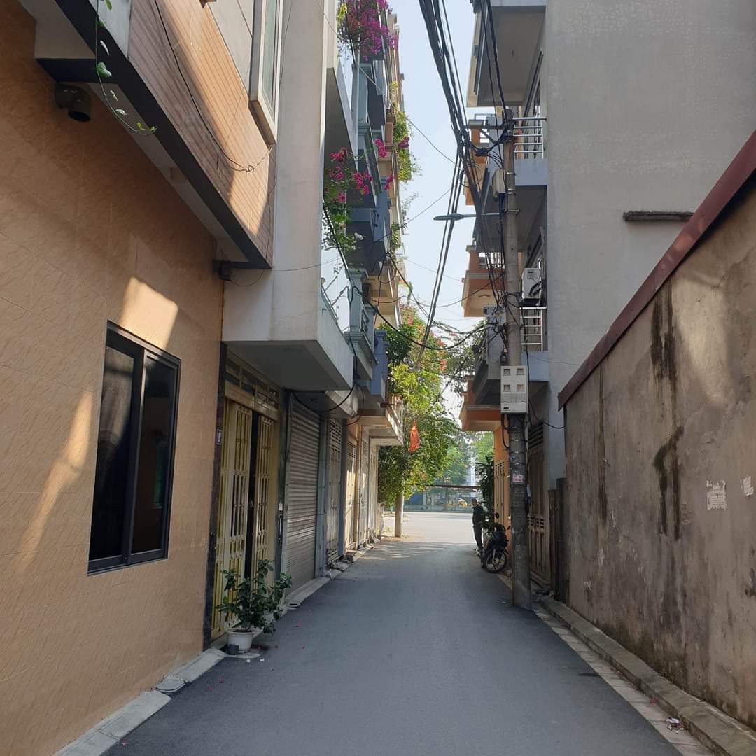 Nhà Đức Giang, Ngõ Thông, Ô Tô, Kinh Doanh, DT51m2 x 4 tầng (4PN), giá chỉ 5.4 tỷ, 0981882390