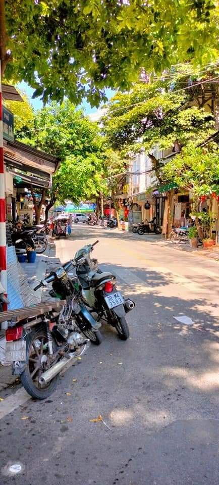 Bán nhà mặt phố Đường Hàng Lược, Hoàn Kiếm 50m 4T, giá 33 tỷ. Phố cổ Kinh doanh du lịch, nhà hàng ...