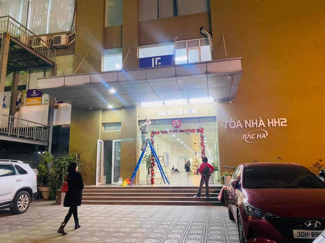 SIÊU PHẨM CHUNG CƯ HH2 BẮC HÀ, THANH XUÂN, FULL NỘI THẤT, DT. 109m,3 Ngủ, Giá: 3.38 tỷ