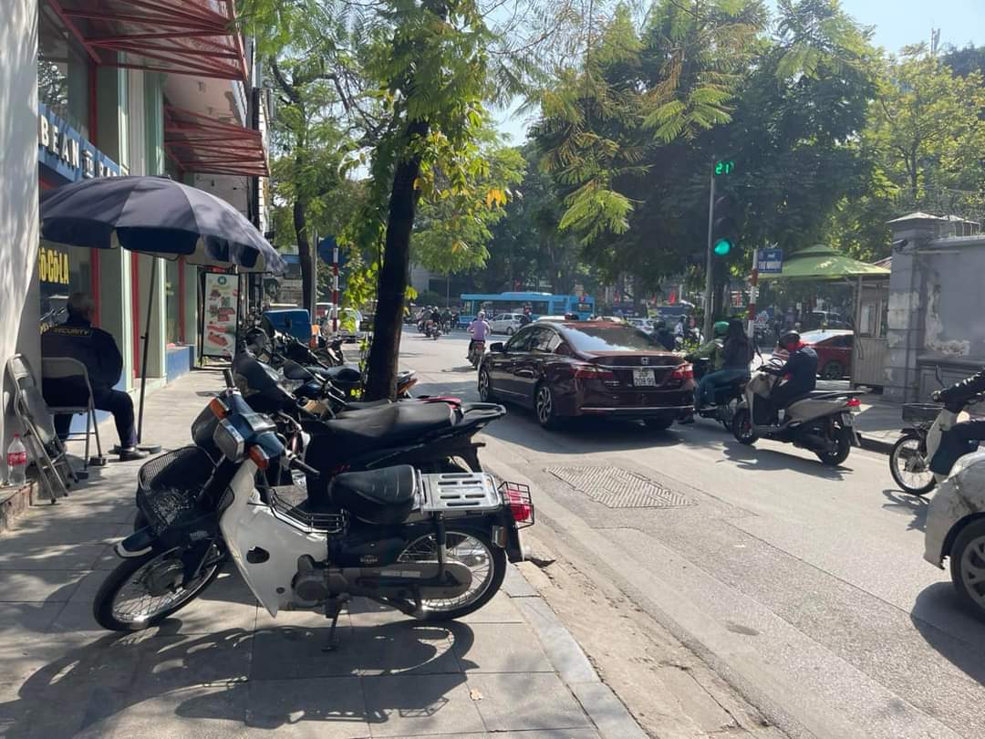 Bán nhà phố Thợ Nhuộm, VIP Hoàn Kiếm, 85m2, 3 tầng, Lô góc kinh doanh chào hơn 30 tỷ