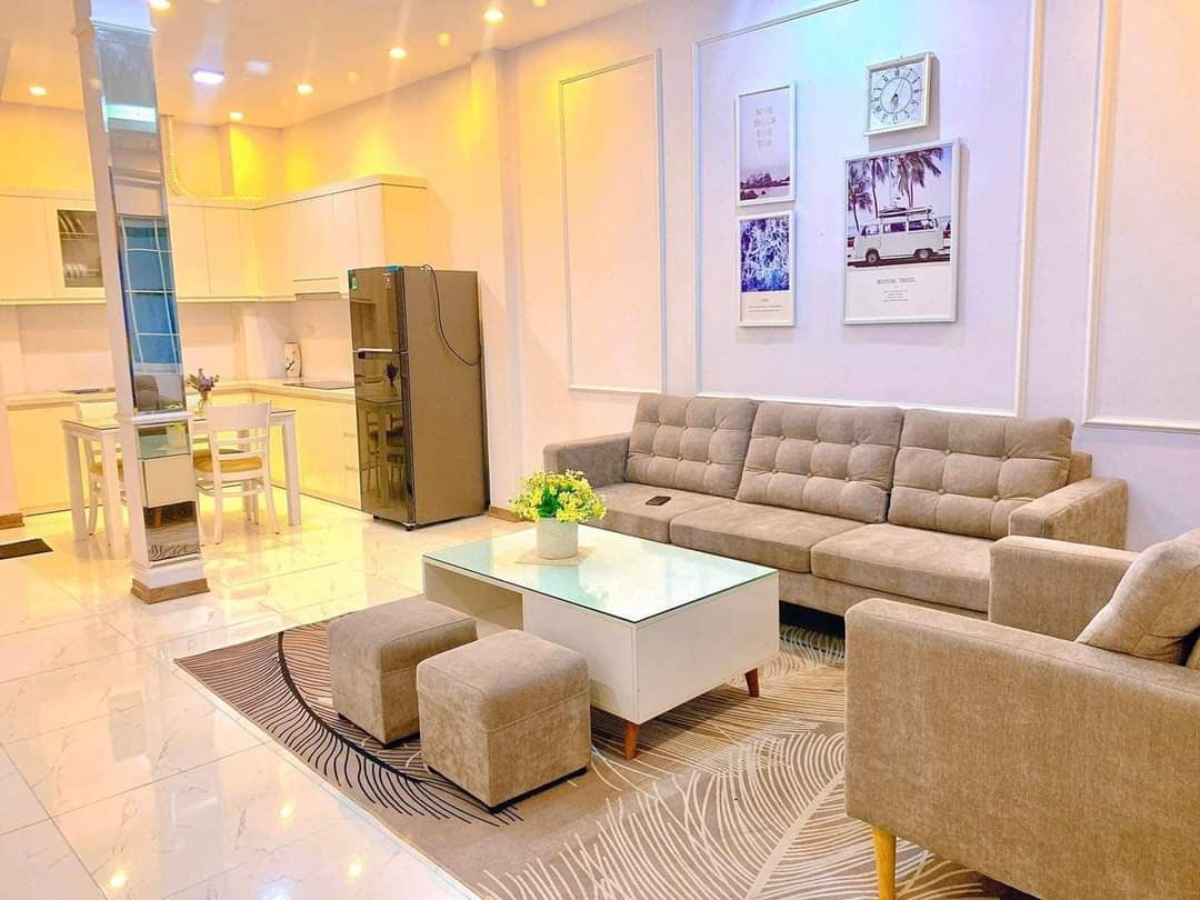 Bán nhà khu phân lô Phú Diễn , Từ Liêm, ngõ 3 ô tô tránh, 5 tầng, giá 6.1 tỷ.