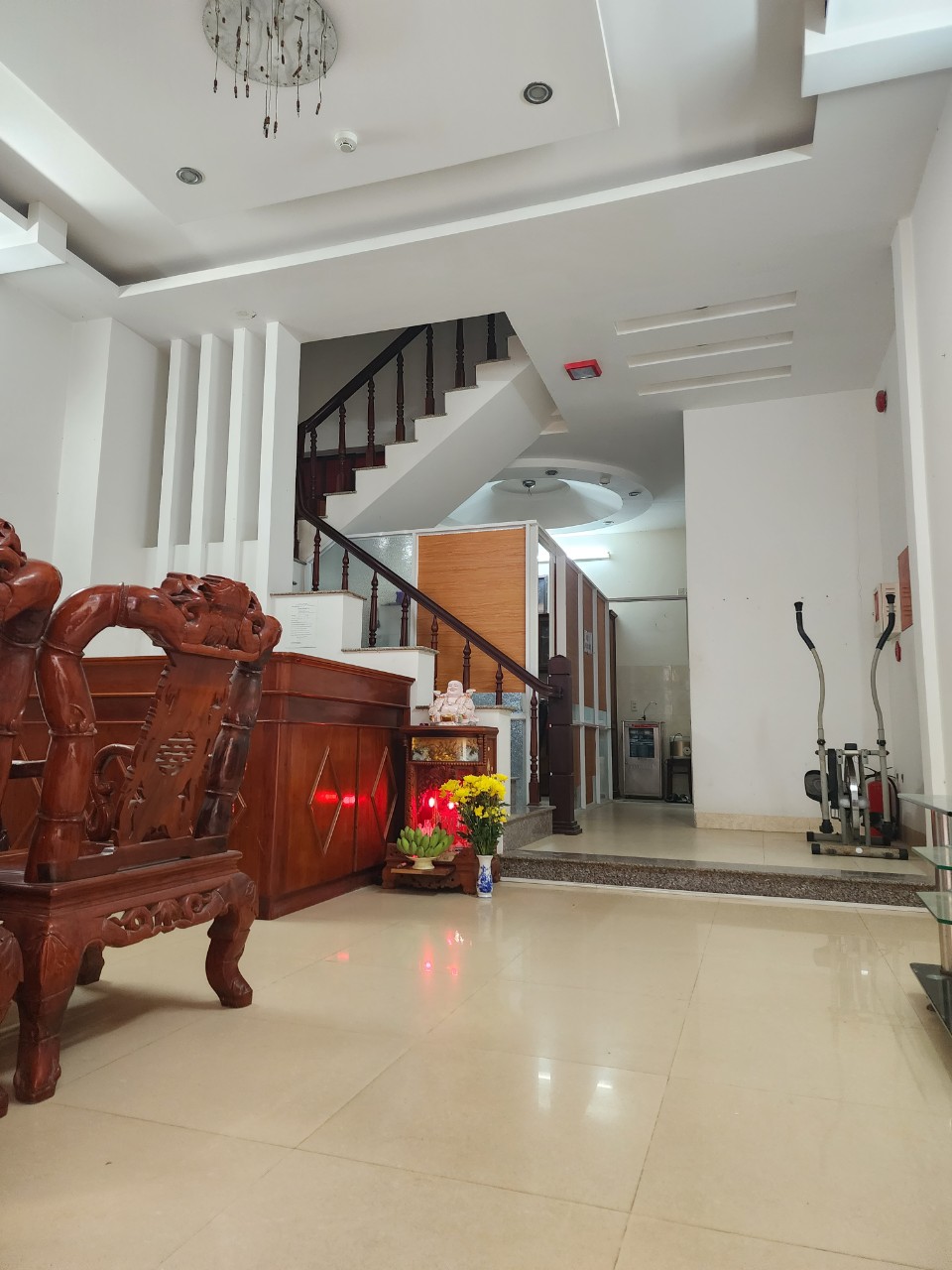 BÁN KS ĐƯỜNG TRẦN PHÚ TTTP NHA TRANG, GIÁ WORL CUP 24 TỶ - NHA TRANG