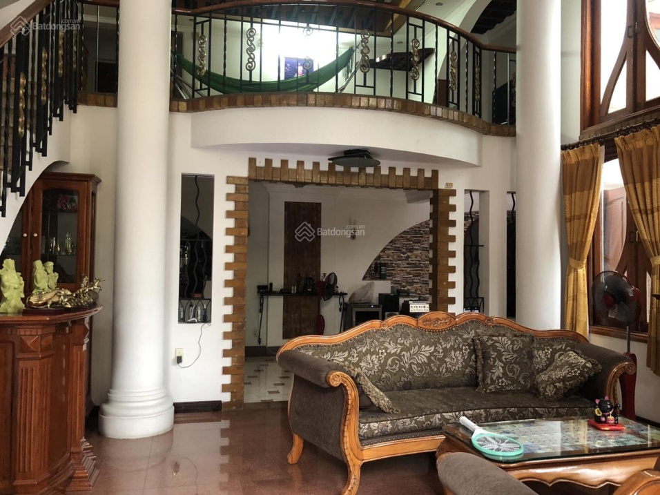 Gia đình định cư Úc bán gấp biệt thự Nam Kỳ Khởi Nghĩa, Phường 7, Quận 3, DT: 16x17.5m, giá 67 tỷ