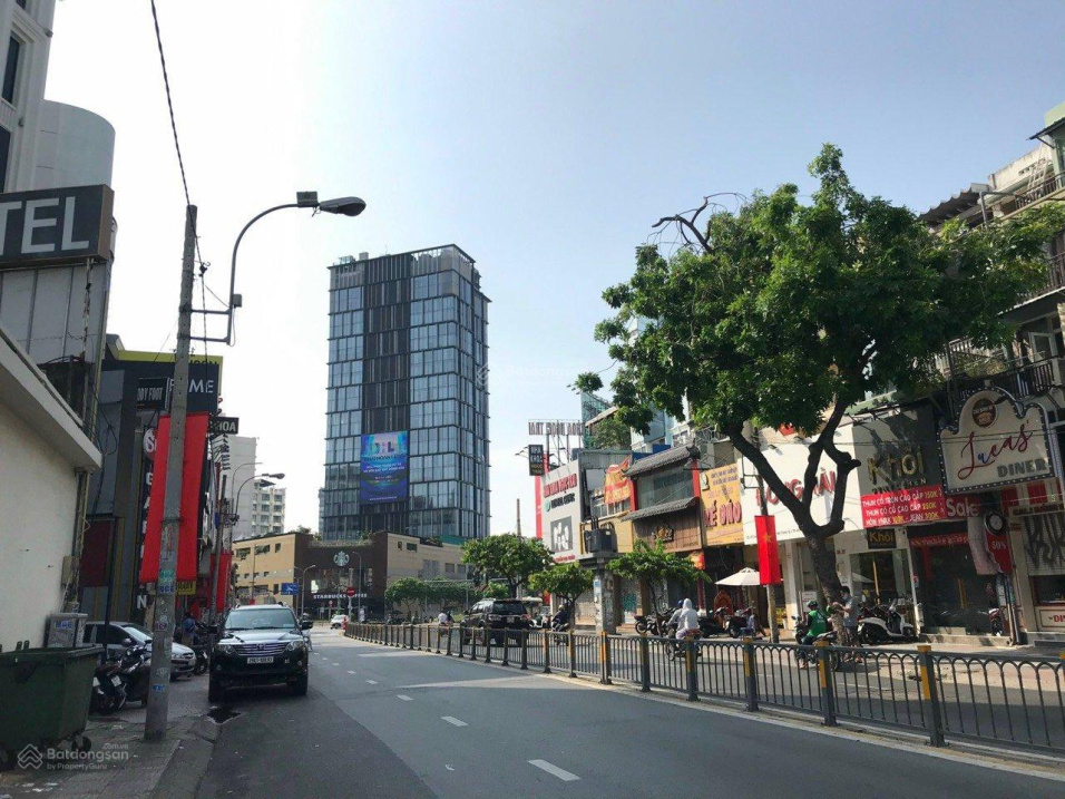 Giảm giá sâu - Nhà mặt tiền Trần Hưng Đạo - Pullman, Q1. DT: 4.2x12m hầm 6 lầu, giá 41 tỷ TL