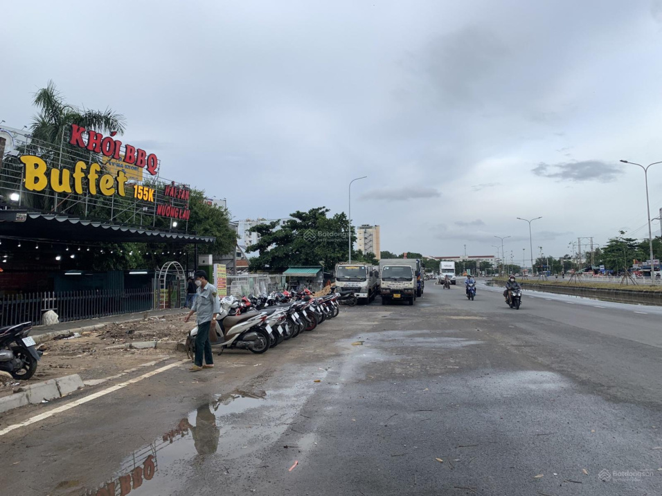 Giảm giá sốc bán đất MT Nguyễn Văn Linh, Q7. DT 13x32m. Giá ban đầu 52 tỷ giảm còn 45 tỷ